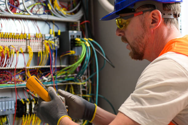 Best Local Electrician Companies  in Hooks, TX
